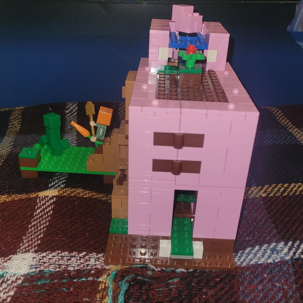 Lego The Pig House #27710 - Picture 5 of 6